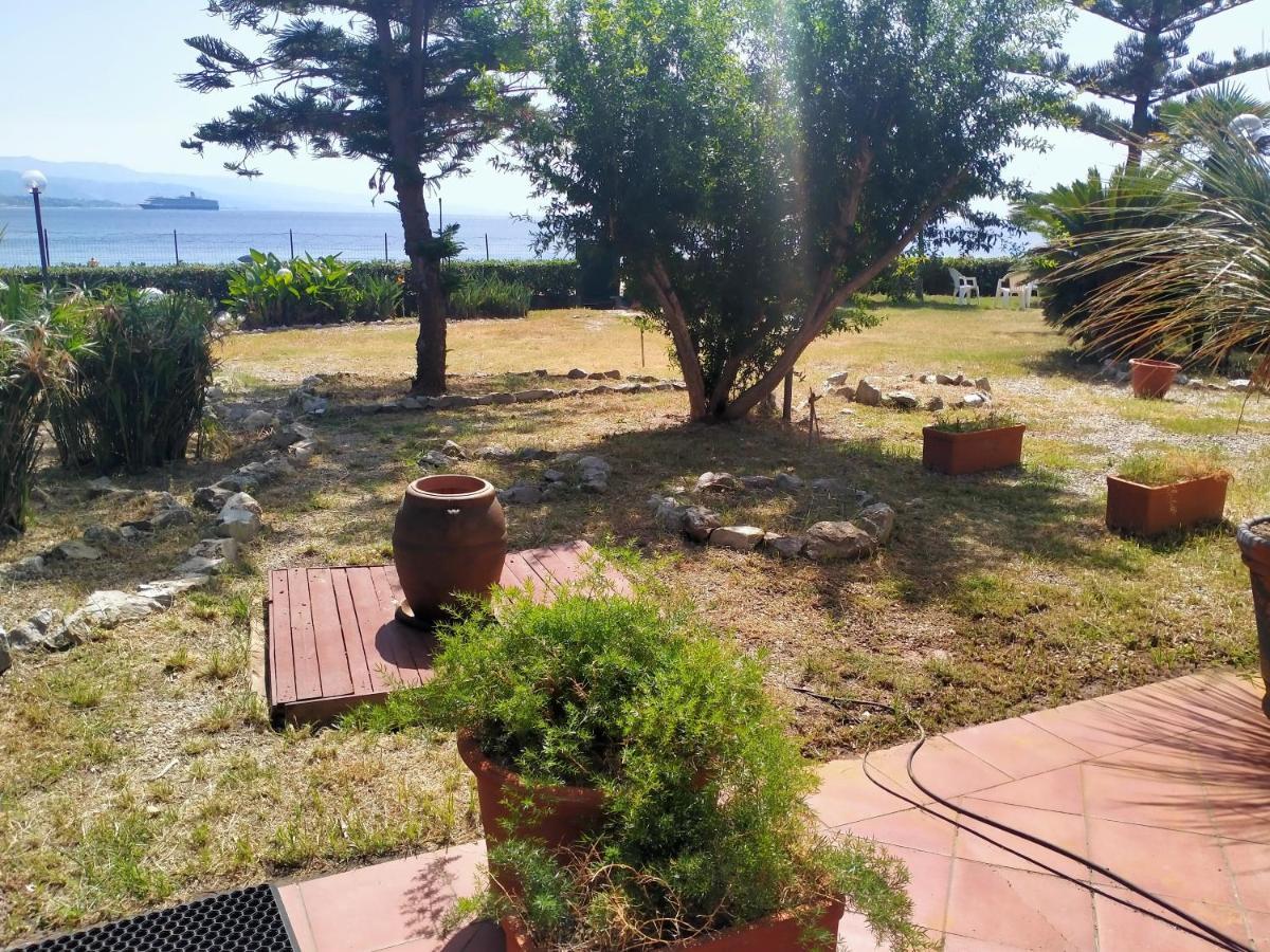 Villa Sullo Stretto Sant'Agata  Eksteriør billede