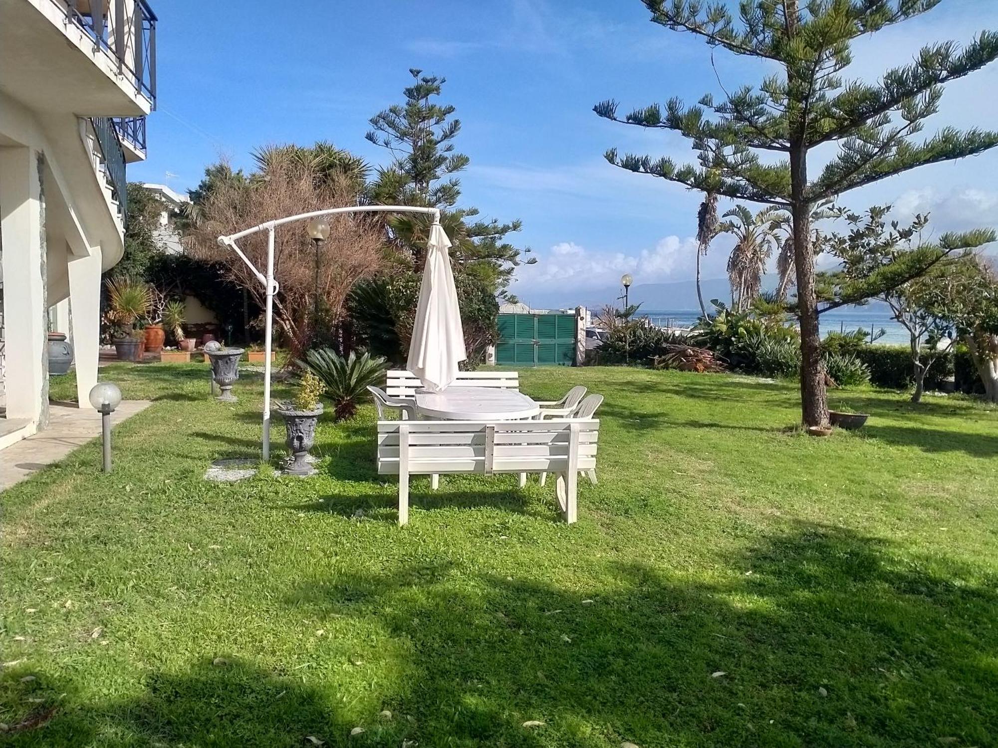Villa Sullo Stretto Sant'Agata  Værelse billede